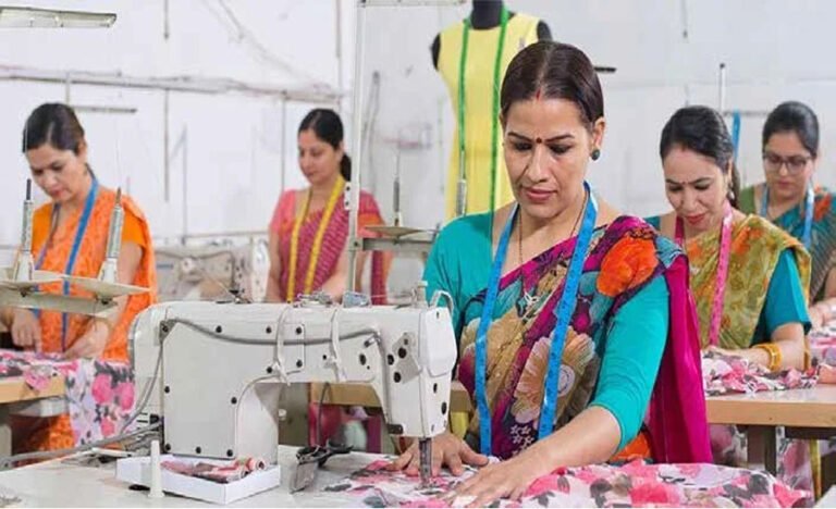 CSR growth India Economy | Corporate Social Responsibility India ...